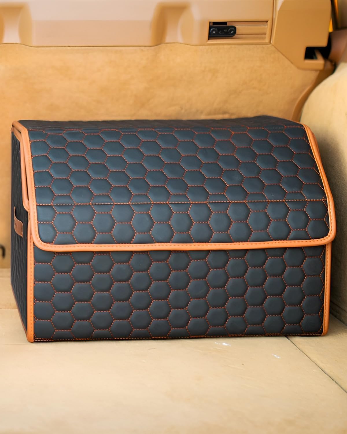 PU Leather Trunk Organizer With Secure Lid