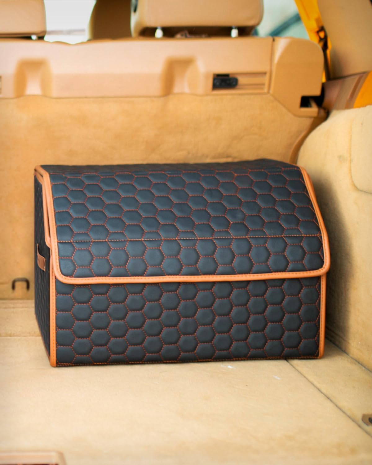 PU Leather Trunk Organizer With Secure Lid